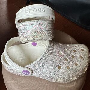 Crocs with glitters